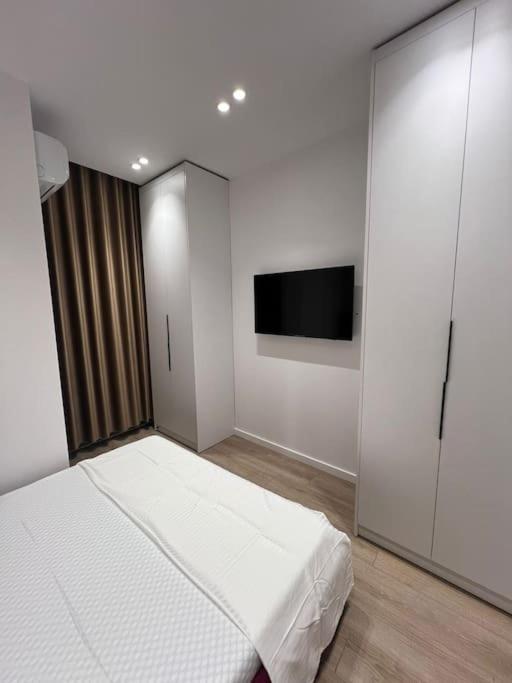 Apartament Spacious Ish-blloku Area *